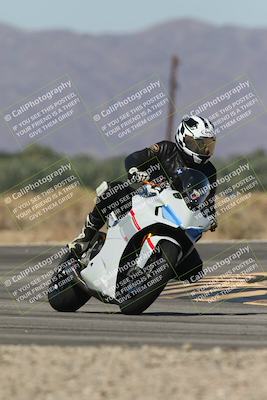 media/Oct-13-2025-Moto Forza (Mon) [[a66d839500]]/4-C Group/Session 3 (Turn 16)/